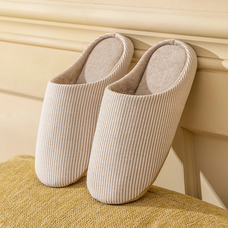 Unisex Warm Fur Slippers – Soft Non-Slip Indoor House Shoes for Men & Women
