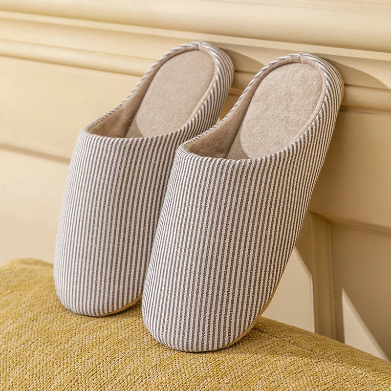 Unisex Warm Fur Slippers – Soft Non-Slip Indoor House Shoes for Men & Women