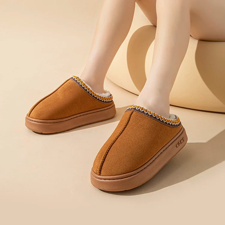 Women's Platform Fluffy Slippers – Plush Winter House Shoes with Soft Comfort