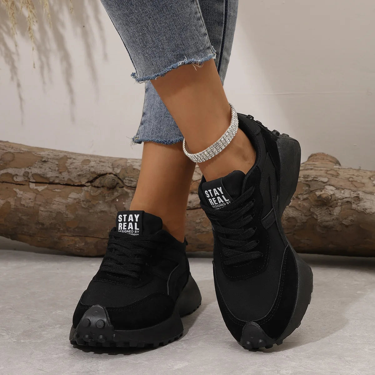 Women's Casual Platform Sneakers – Fashion Lace-Up Walking & Running Shoes, Non-Slip Outdoor Sports Shoes