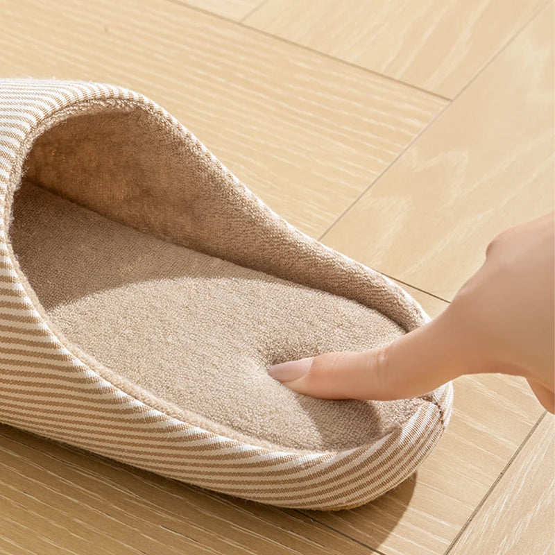 Unisex Warm Fur Slippers – Soft Non-Slip Indoor House Shoes for Men & Women