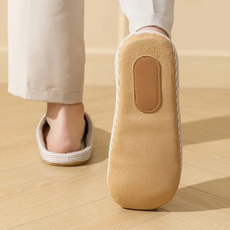 Unisex Warm Fur Slippers – Soft Non-Slip Indoor House Shoes for Men & Women
