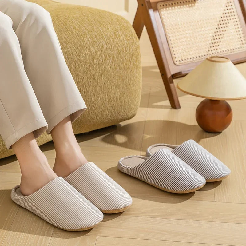 Unisex Warm Fur Slippers – Soft Non-Slip Indoor House Shoes for Men & Women