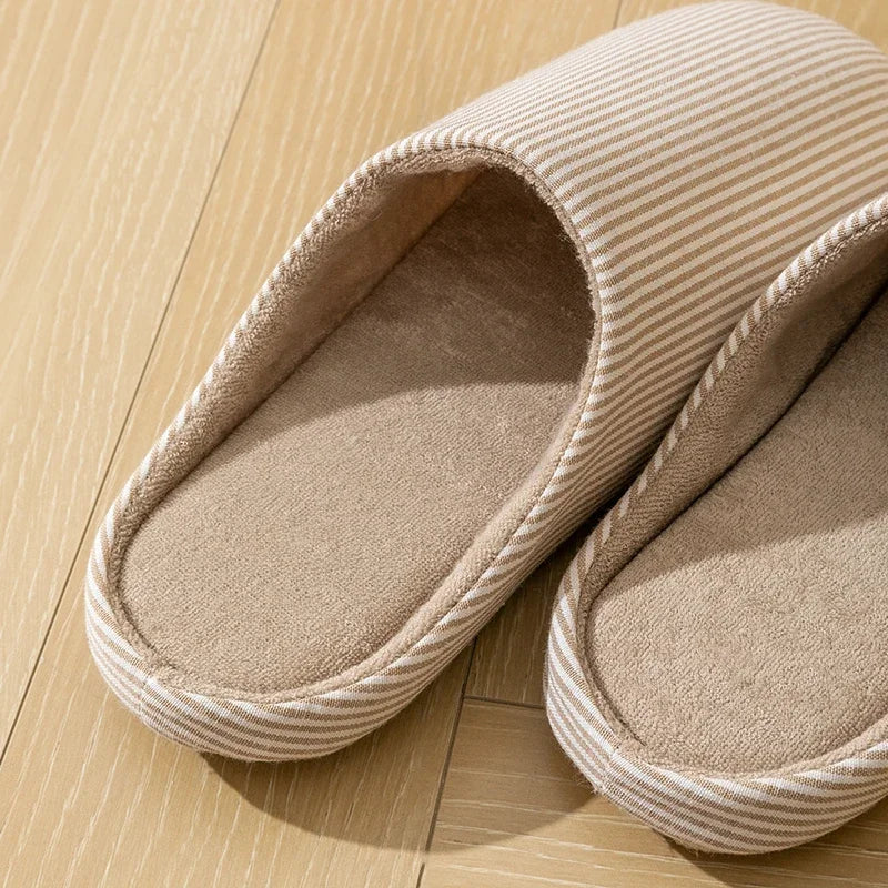 Unisex Warm Fur Slippers – Soft Non-Slip Indoor House Shoes for Men & Women