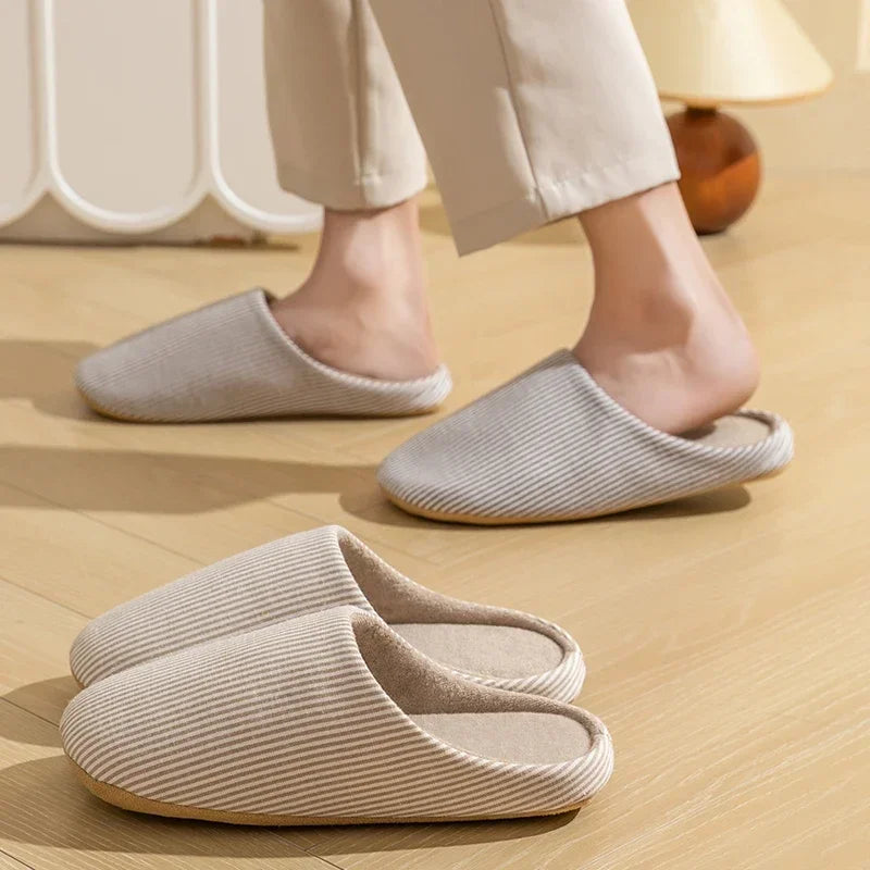Unisex Warm Fur Slippers – Soft Non-Slip Indoor House Shoes for Men & Women