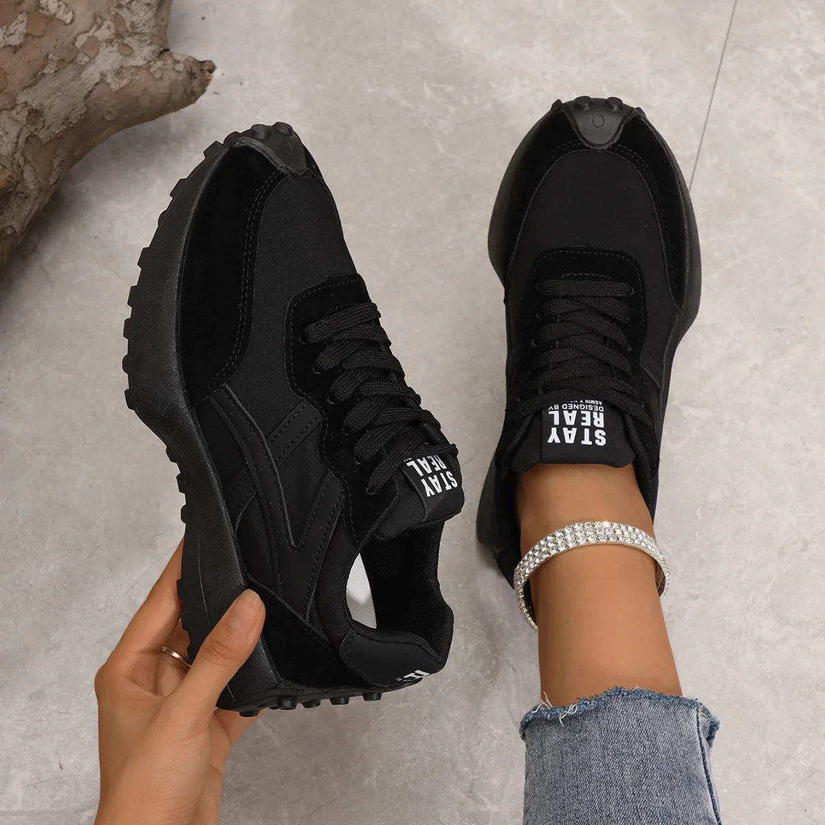 Women's Casual Platform Sneakers – Fashion Lace-Up Walking & Running Shoes, Non-Slip Outdoor Sports Shoes